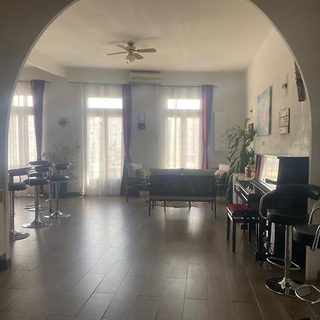 Grand Appartement Sur Canal A 2 Pas Du Centre Ville De Sete Luaran gambar