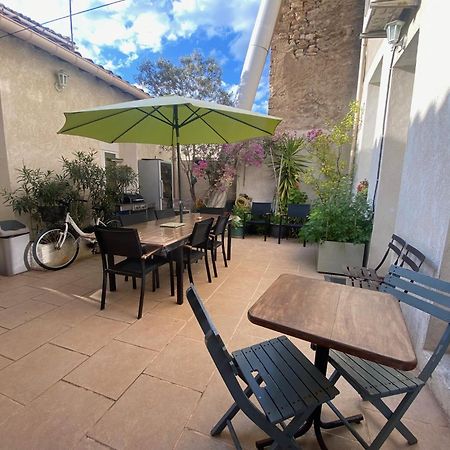 Grand Appartement Sur Canal A 2 Pas Du Centre Ville De Sete Luaran gambar