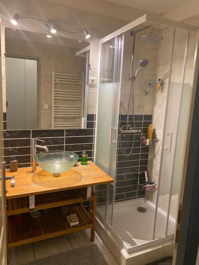 Grand Appartement Sur Canal A 2 Pas Du Centre Ville De Sete Luaran gambar